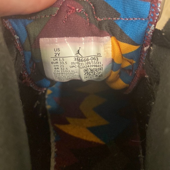 Nike Air Jordan 6 retro mid Size 2y  (PS) Bordeaux - Picture 6 of 7